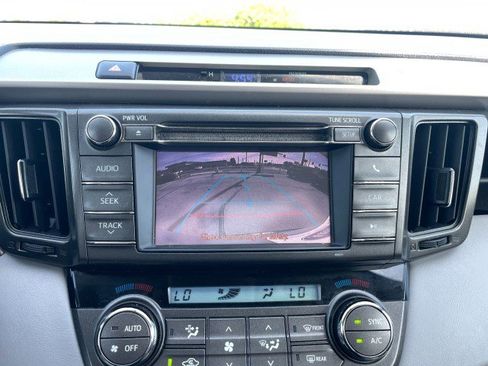 Used 2013 Toyota RAV4 XLE image 34