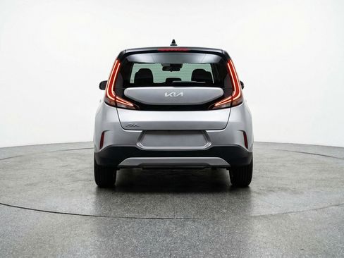 Used 2025 Kia Soul LX w/ LX Technology Package image 7