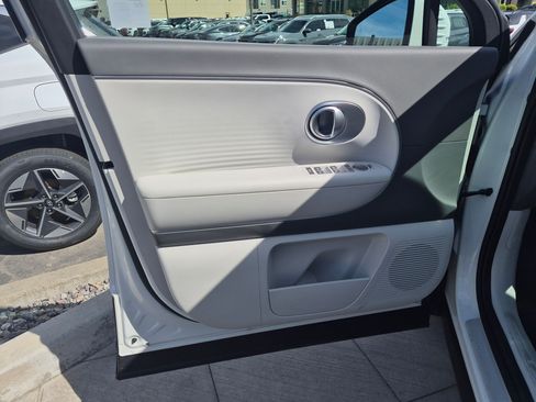 Certified 2026 Hyundai Ioniq 9 S RWD image 14