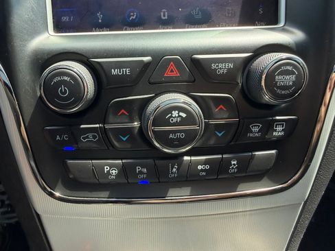 Used 2018 Jeep Grand Cherokee Trackhawk AWD/4WD image 27