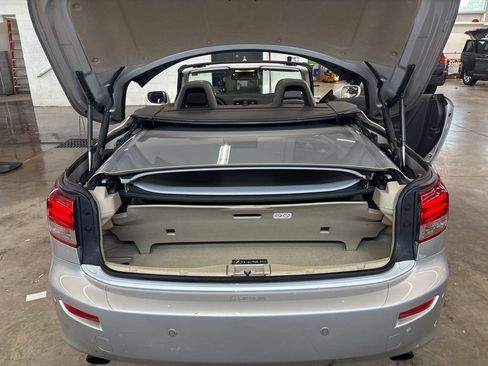 Used 2010 Lexus IS 250C w/ Luxury Pkg RWD image 16