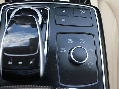 Used 2018 Mercedes-Benz GLE 350 4MATIC image 24