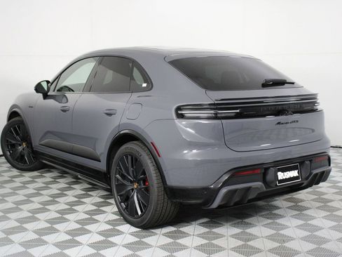 New 2026 Porsche Macan GTS Electric image 3