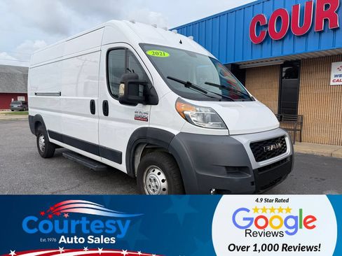 Used 2021 RAM ProMaster 2500 w/ Convenience Group FWD image 1
