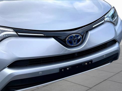 Used 2016 Toyota RAV4 Limited w/ Advanced Technology Package AWD/4WD image 30