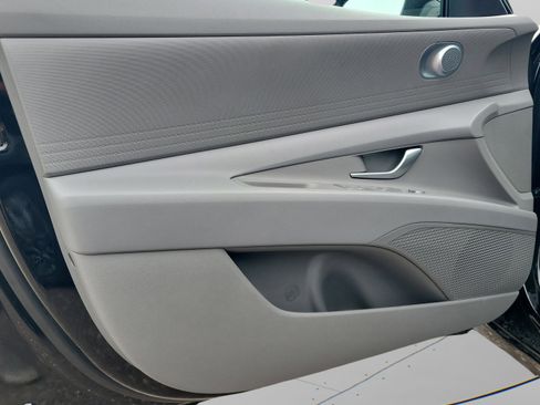 New 2025 Hyundai Elantra Blue image 27