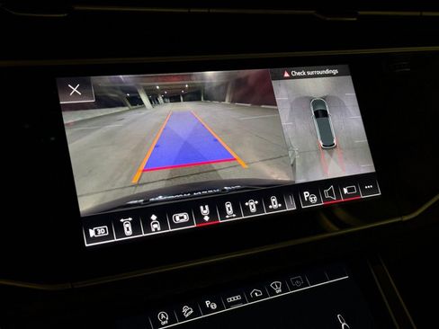 Used 2023 Audi Q7 3.0T Prestige image 27