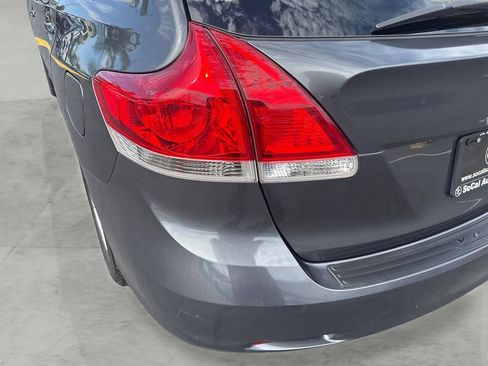 Used 2011 Toyota Venza FWD image 27