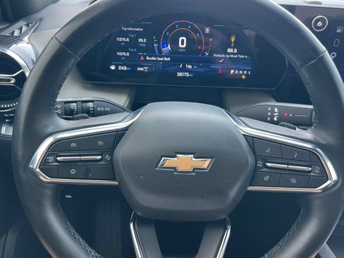 Used 2025 Chevrolet Equinox LT w/ Convenience Package II AWD/4WD image 21
