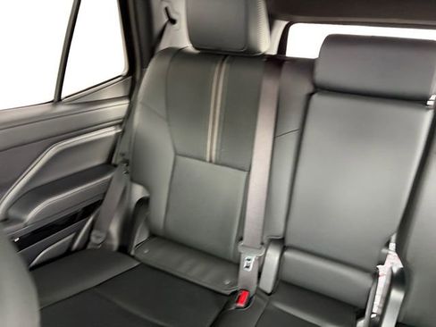 New 2026 Toyota 4Runner Limited AWD/4WD image 16