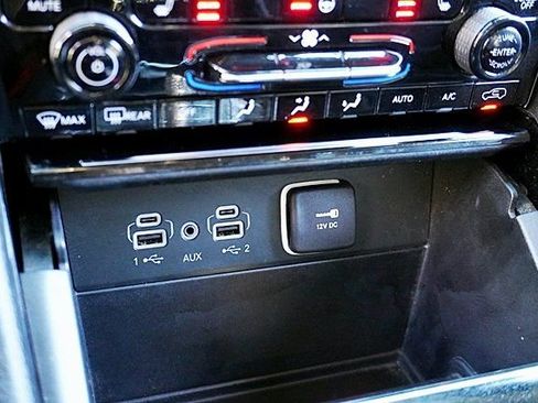 Used 2023 Jeep Grand Cherokee Limited w/ Trailer Tow Prep Group (B) image 29