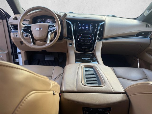 Used 2018 Cadillac Escalade Platinum AWD/4WD image 18