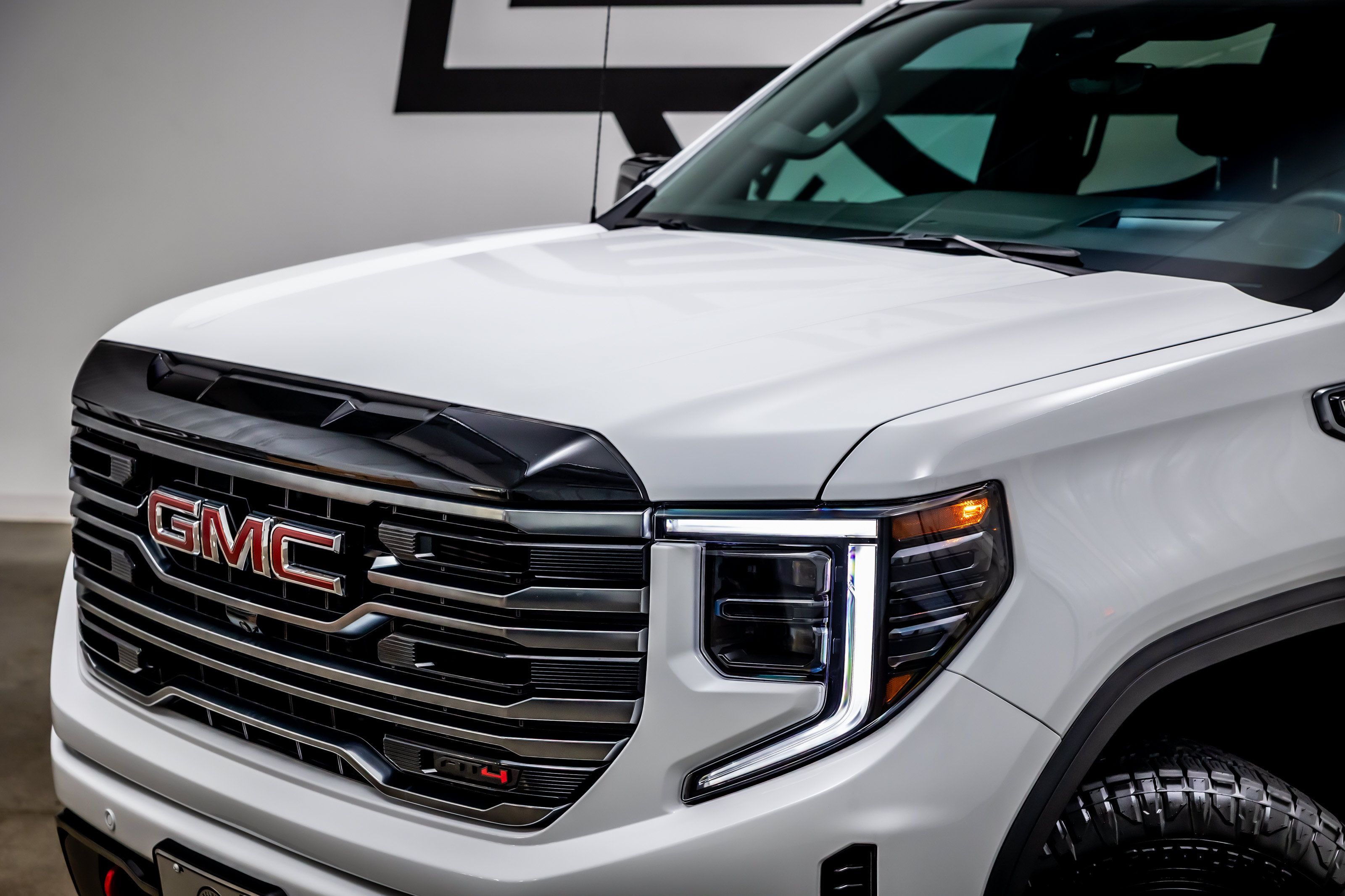 Used 2026 GMC Sierra 1500 AT4 w/ AT4 Premium Package AWD/4WD image 23