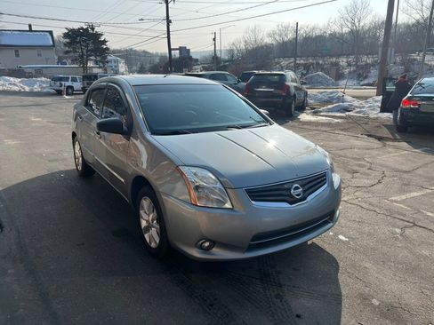 Used 2011 Nissan Sentra 2.0 SL w/ SL Special Value Pkg image 6