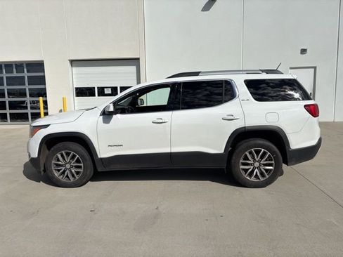 Used 2019 GMC Acadia SLE image 6