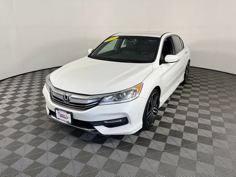 Used 2017 Honda Accord Sport Special Edition image 3