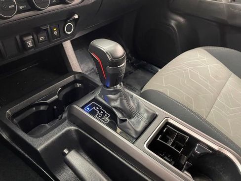 Used 2023 Toyota Tacoma TRD Sport w/ Black Out Package (TMS) AWD/4WD image 8