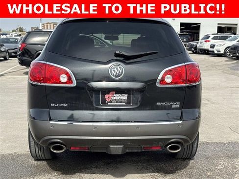Used 2011 Buick Enclave CXL w/ Trailering Provision Package image 4