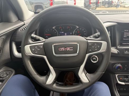 Used 2023 GMC Terrain SLE w/ Driver Convenience Package image 19