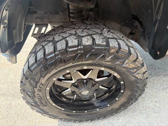 Used 2019 Toyota Tacoma SR5 AWD/4WD image 4