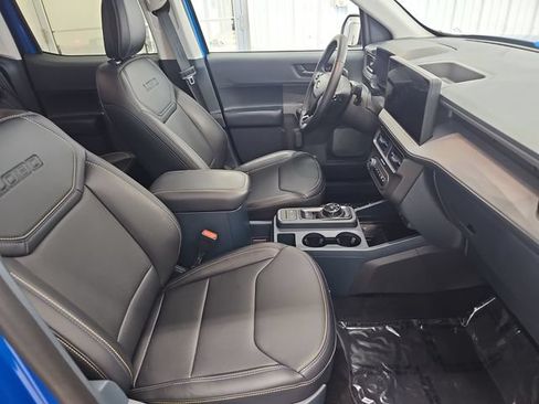 Used 2025 Ford Maverick Lobo AWD/4WD image 54