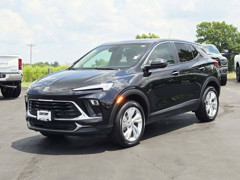Used 2025 Buick Encore GX Preferred w/ Comfort Package AWD/4WD image 8