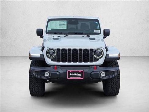 New 2026 Jeep Gladiator Rubicon w/ Steel Power Dome Hood Package AWD/4WD image 5