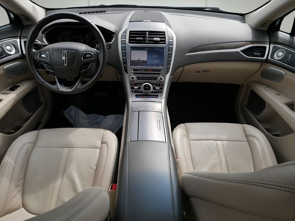 Used 2019 Lincoln MKZ Reserve w/ Luxury Package FWD image 13