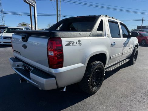 Used 2012 Chevrolet Avalanche LT w/ All-Star Edition image 3