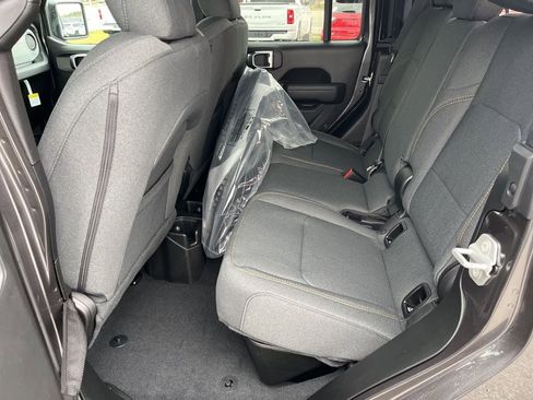 New 2026 Jeep Gladiator Sport image 16