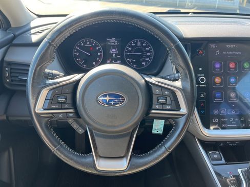 Used 2022 Subaru Outback Premium image 12