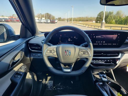 New 2026 Buick Envista Avenir FWD image 13