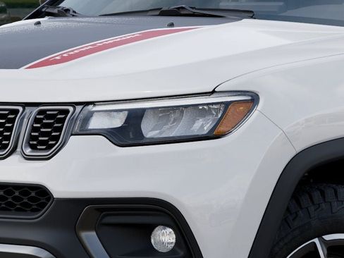 New 2026 Jeep Compass Trailhawk AWD/4WD image 10