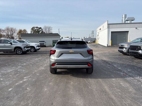 New 2026 Chevrolet Trax LT image 5