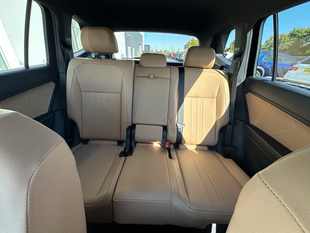 Used 2023 Volkswagen Tiguan SE AWD/4WD image 25