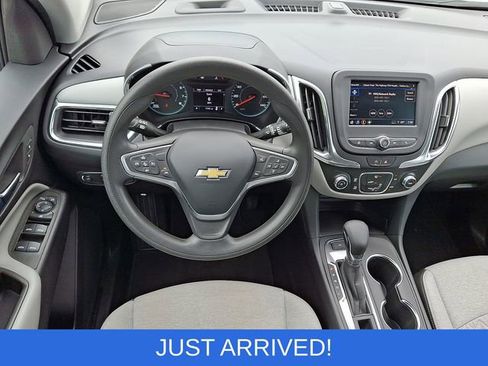 Used 2023 Chevrolet Equinox LS AWD/4WD image 11