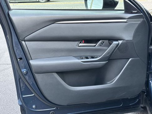 Certified 2025 MAZDA CX-50 AWD 2.5 S w/ Premium Package image 19