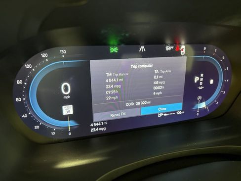 Used 2024 Volvo S60 B5 Core image 27