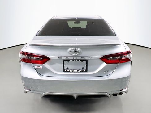 Used 2024 Toyota Camry SE image 6