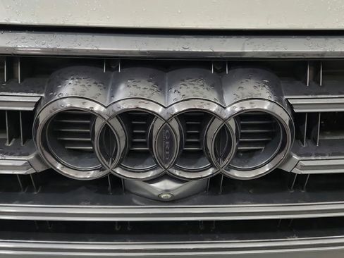 Used 2019 Audi SQ5 Prestige w/ Prestige Package image 35