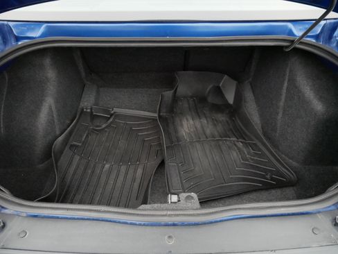 Used 2010 Dodge Challenger R/T image 18