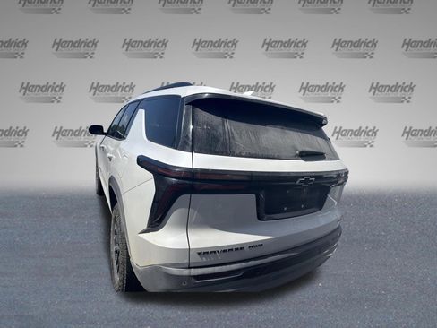 Used 2025 Chevrolet Traverse Z71 AWD/4WD image 8