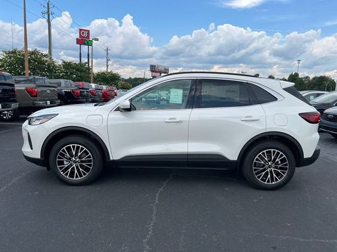 New 2026 Ford Escape SE FWD image 4