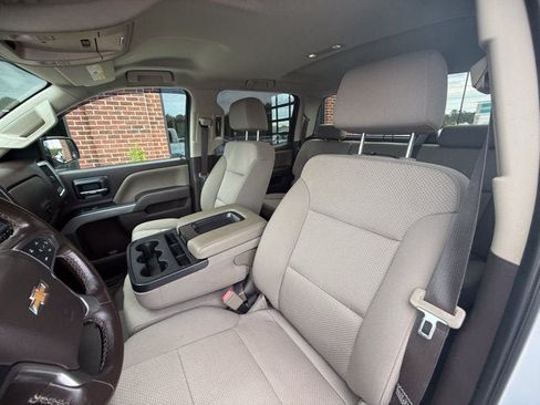 Used 2017 Chevrolet Silverado 1500 LT w/ All Star Edition AWD/4WD image 17