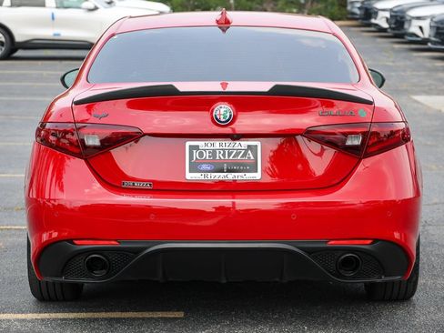 Used 2020 Alfa Romeo Giulia w/ Quick Order Package 22K Sport RWD image 14