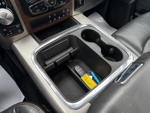 Used 2017 RAM 1500 Laramie w/ Convenience Group AWD/4WD image 41