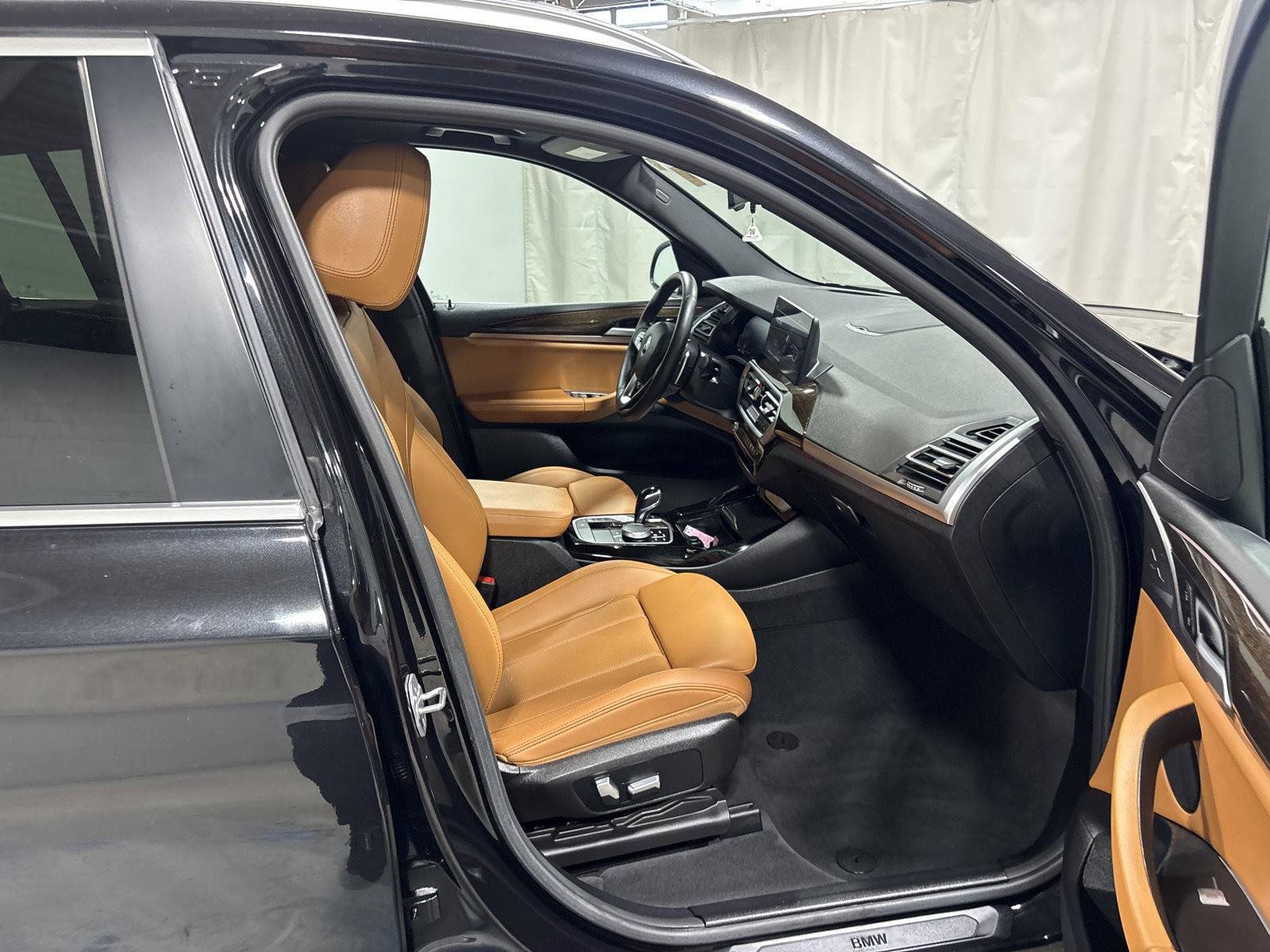 Used 2023 BMW X3 xDrive30i w/ Premium Package AWD/4WD image 8