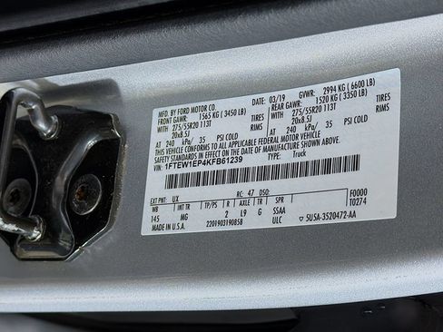 Used 2019 Ford F150 XLT w/ Equipment Group 302A Luxury AWD/4WD image 40