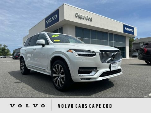 Used 2025 Volvo XC90 B5 Core w/ Protection Package Premier AWD/4WD image 1