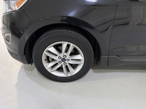 Used 2015 Ford Edge SEL image 9